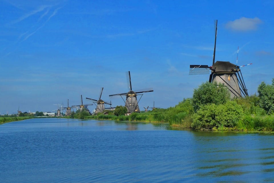 Arriving in Holland & Kinderdijk Windmills