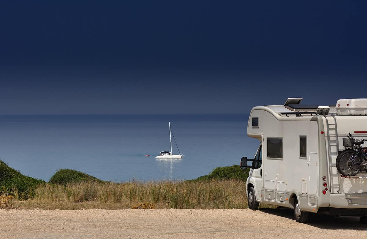 How to find free motorhome parking & overnight stopovers in Europe