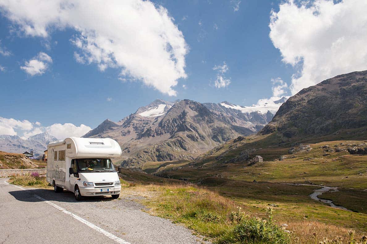 Driving an automatic or manual motorhome- which is better?