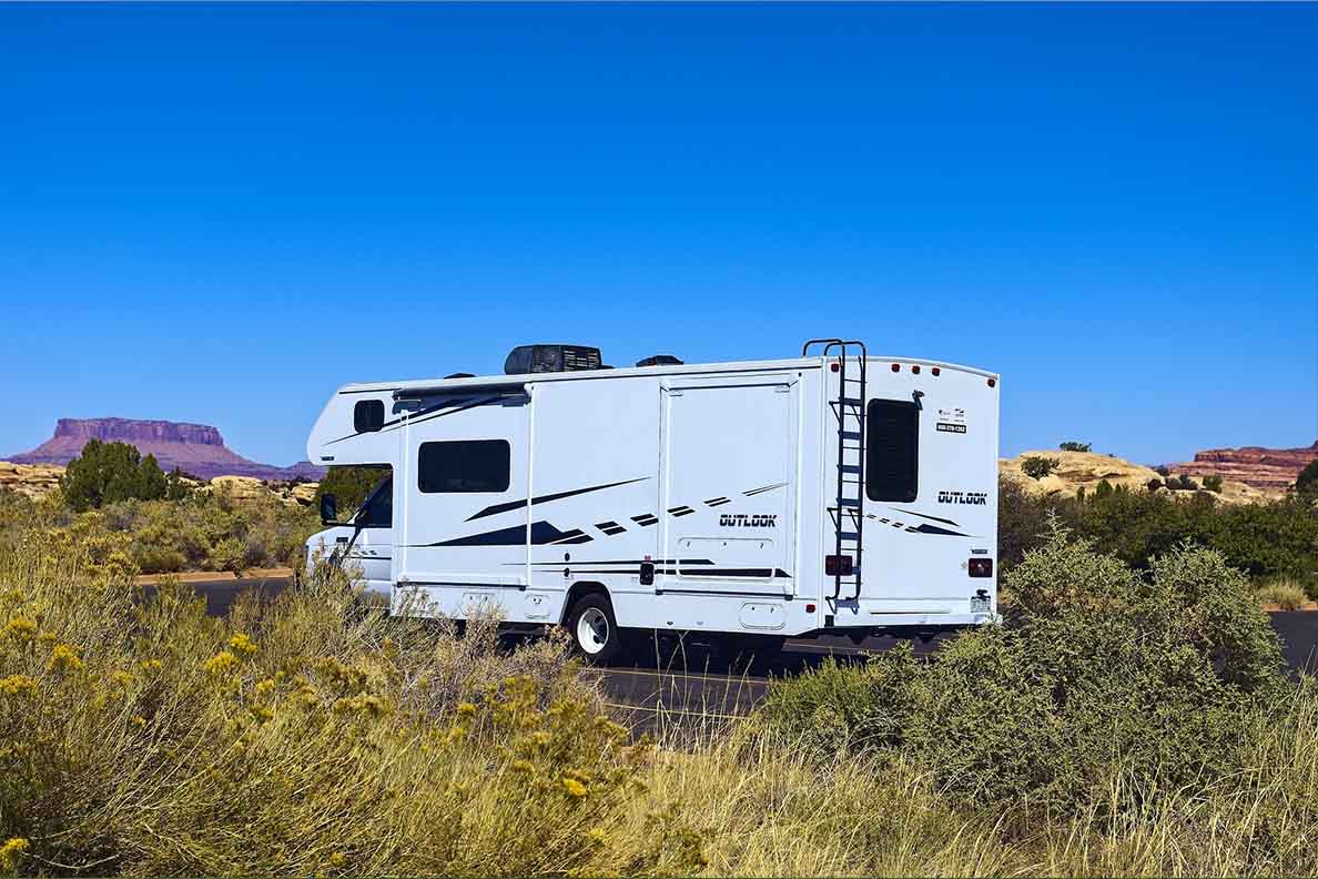Motorhome & RV toilets: 7 Easy ways to stop the smell!