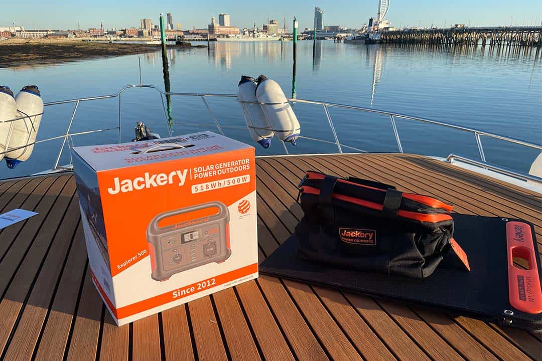 Jackery UK Solar Generator Review- what's in the box